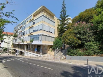 Apartamento T1 para Venda em Sacavém e Prior Velho