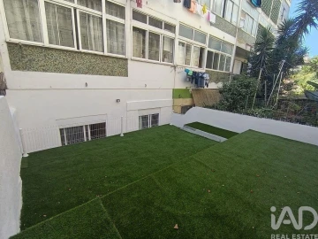 Apartamento T1 para Venda em Sacavém e Prior Velho