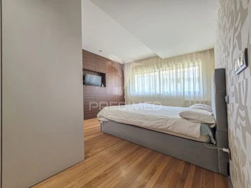 Apartamento T2 para Venda em Urgezes