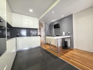 Apartamento T2 para Venda em Urgezes
