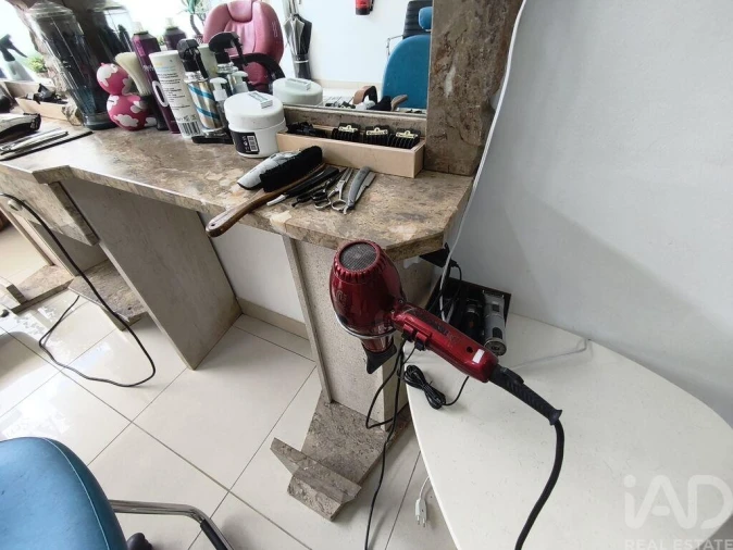 Loja para Arrendamento em Avelar Foto 10