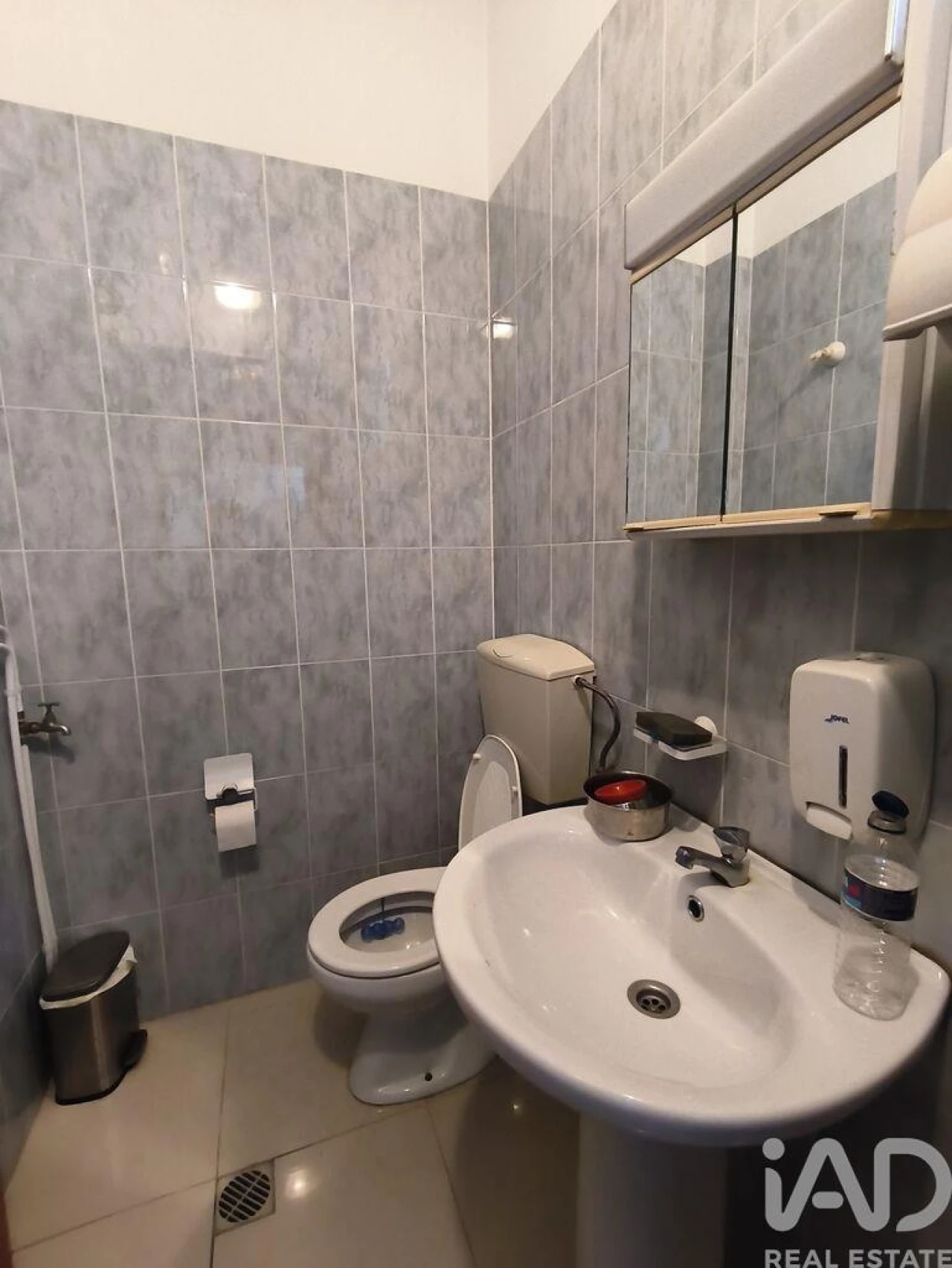 Loja para Arrendamento em Avelar Foto 17
