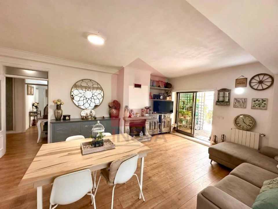 Apartamento T3 para Venda em Vila Verde e Barbudo Foto 2