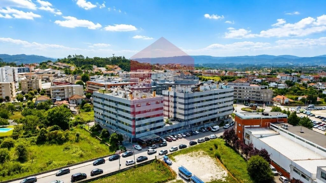 Apartamento T3 para Venda em Vila Verde e Barbudo Foto 31