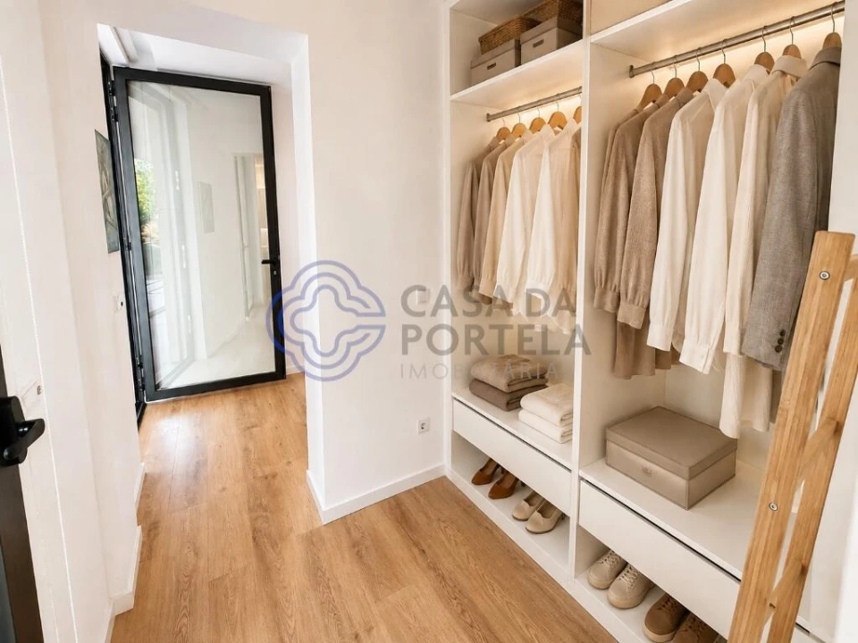 Apartamento T4 para Venda em Olhão Foto 14