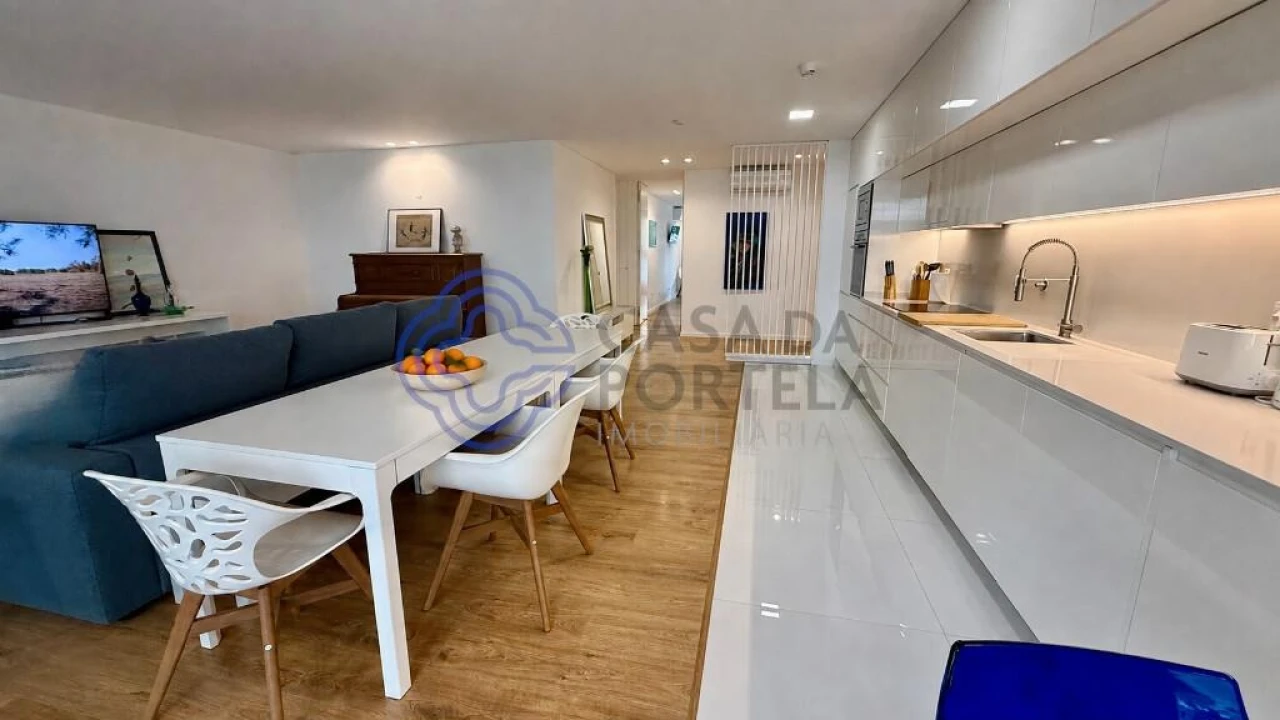 Apartamento T4 para Venda em Olhão Foto 5