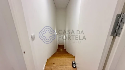 Apartamento T4 para Venda em Olhão
