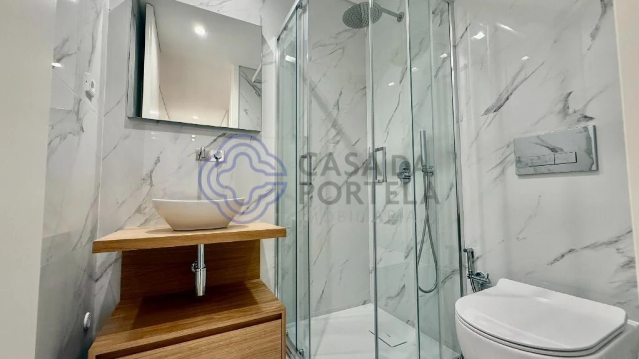 Apartamento T4 para Venda em Olhão Foto 12