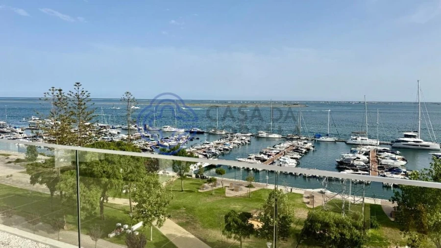 Apartamento T4 para Venda em Olhão Foto 28