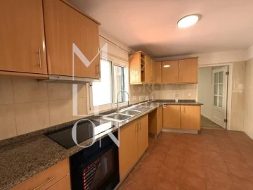 Moradia T1 para Venda em Funchal (Santa Maria Maior)