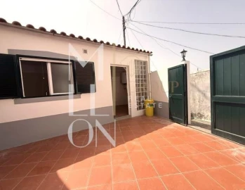 Moradia T1 para Venda em Funchal (Santa Maria Maior)