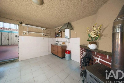 Garagem para Venda em Lousã e Vilarinho
