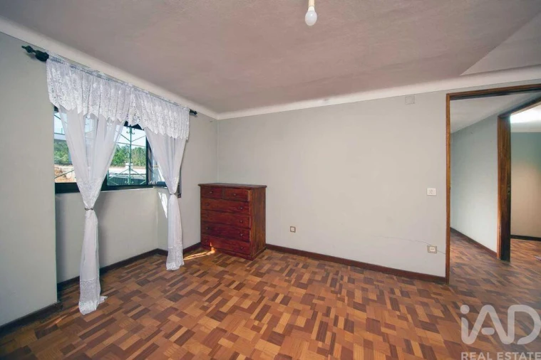 Garagem para Venda em Lousã e Vilarinho Foto 9
