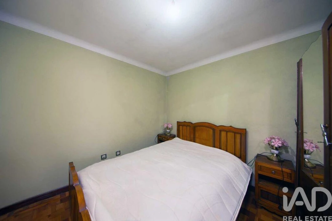 Garagem para Venda em Lousã e Vilarinho Foto 10