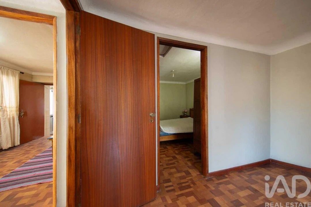 Garagem para Venda em Lousã e Vilarinho Foto 11