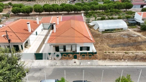 Moradia T3 para Venda em Fazendas de Almeirim