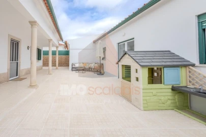 Moradia T3 para Venda em Fazendas de Almeirim
