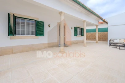 Moradia T3 para Venda em Fazendas de Almeirim