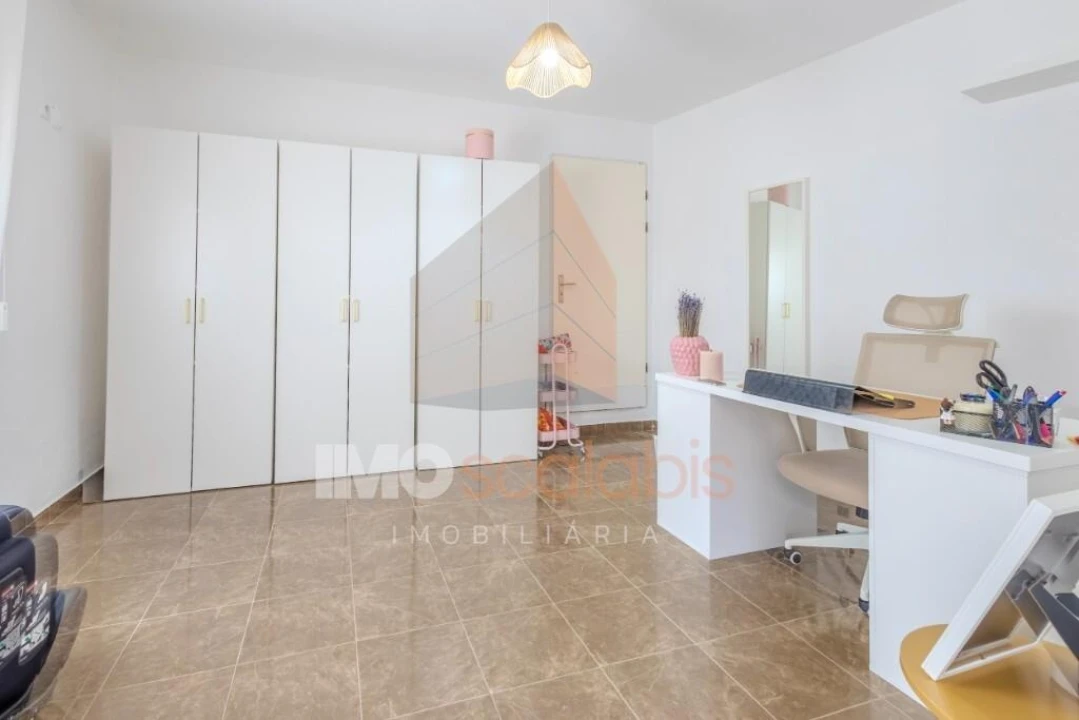 Moradia T3 para Venda em Fazendas de Almeirim Foto 26