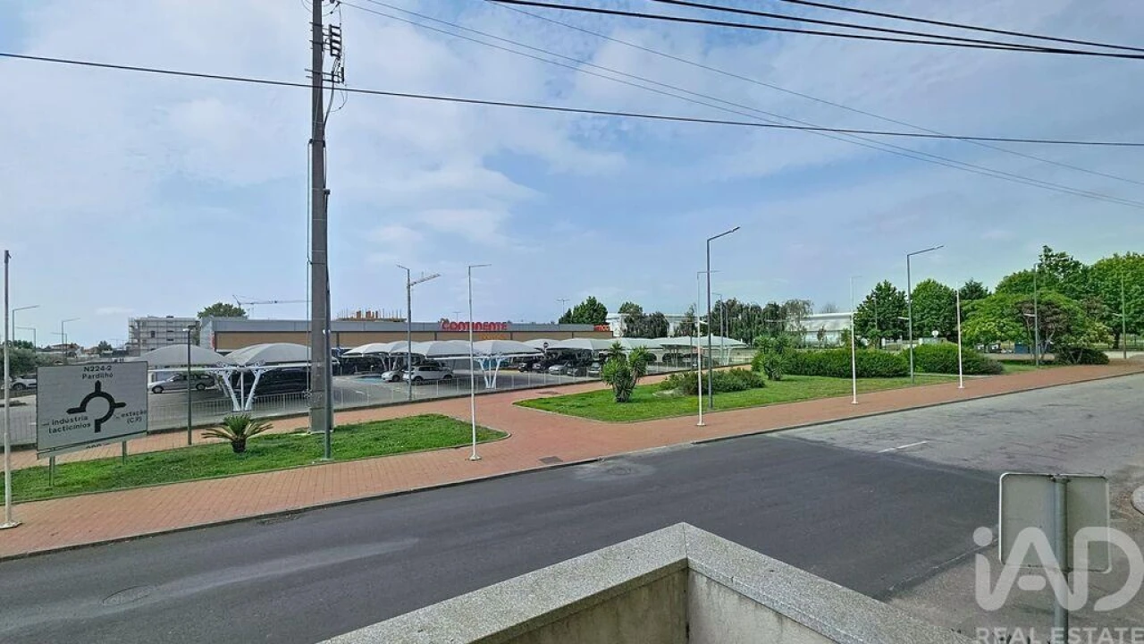 Moradia T5 para Venda em Avanca Foto 1