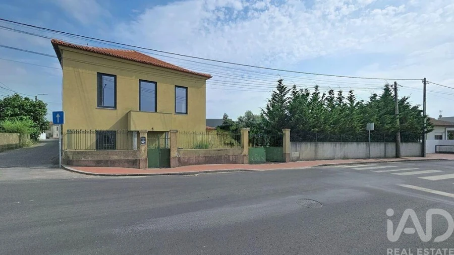 Moradia T5 para Venda em Avanca Foto 2