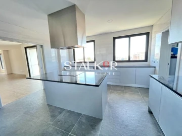 Apartamento T4 para Venda em Cedofeita, Santo Ildefonso, Sé, Miragaia, São Nicolau e Vitória