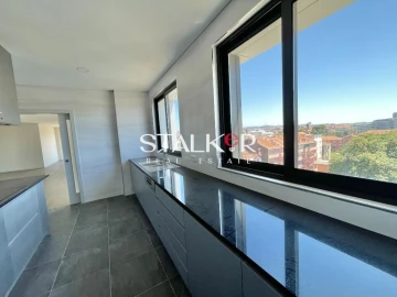 Apartamento T4 para Venda em Cedofeita, Santo Ildefonso, Sé, Miragaia, São Nicolau e Vitória