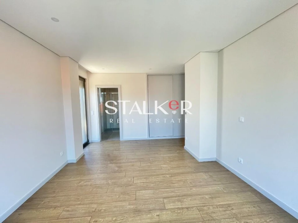 Apartamento T4 para Venda em Cedofeita, Santo Ildefonso, Sé, Miragaia, São Nicolau e Vitória Foto 13