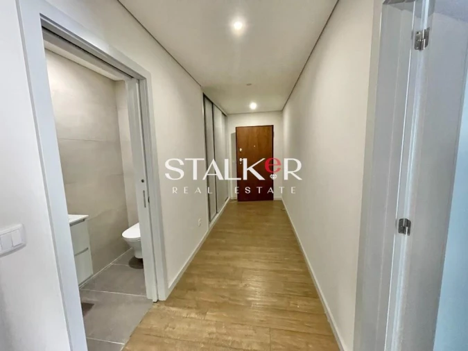 Apartamento T4 para Venda em Cedofeita, Santo Ildefonso, Sé, Miragaia, São Nicolau e Vitória Foto 7