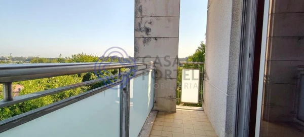 Apartamento T3 para Venda em Castêlo da Maia