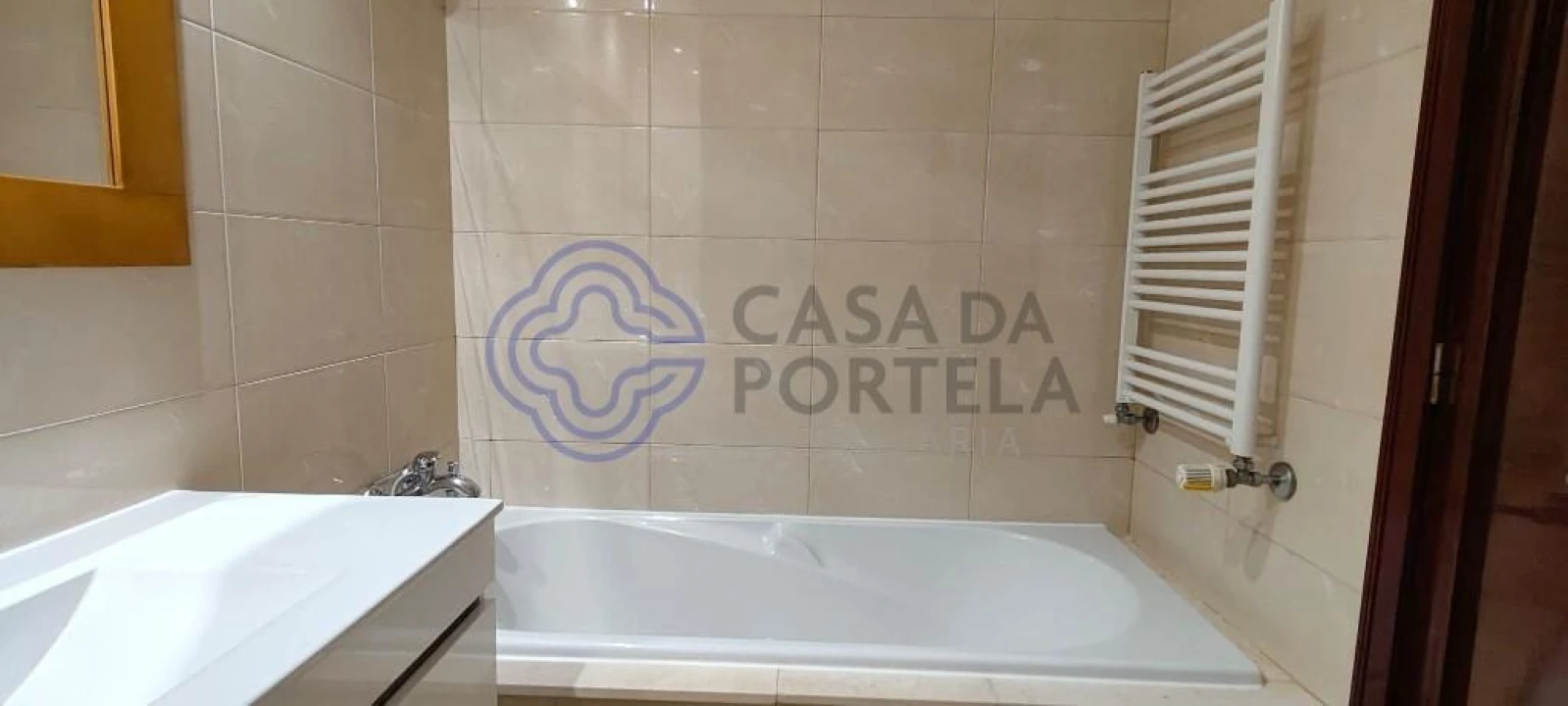 Apartamento T3 para Venda em Castêlo da Maia Foto 12
