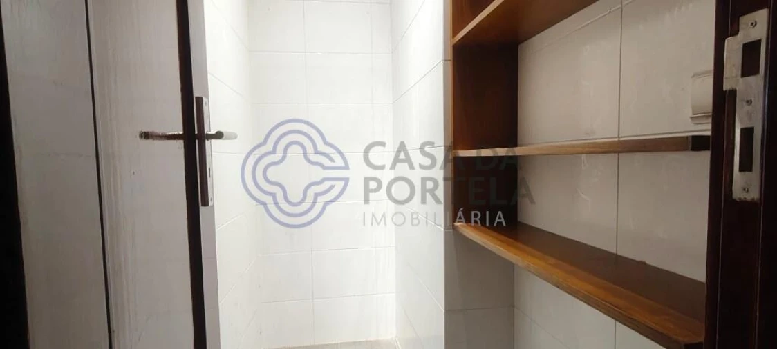 Apartamento T3 para Venda em Castêlo da Maia Foto 7