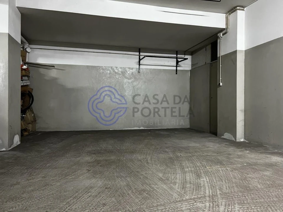 Apartamento T3 para Venda em Castêlo da Maia Foto 22