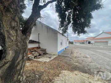 Moradia T3 para Venda em Parreira e Chouto