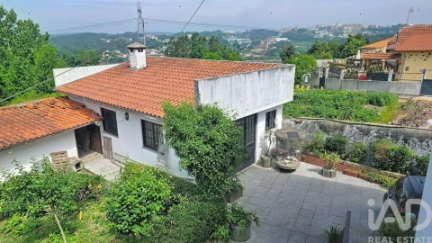 Moradia T4 para Venda em O. Azeméis, Riba-Ul, Ul, Macinhata Seixa, Madail