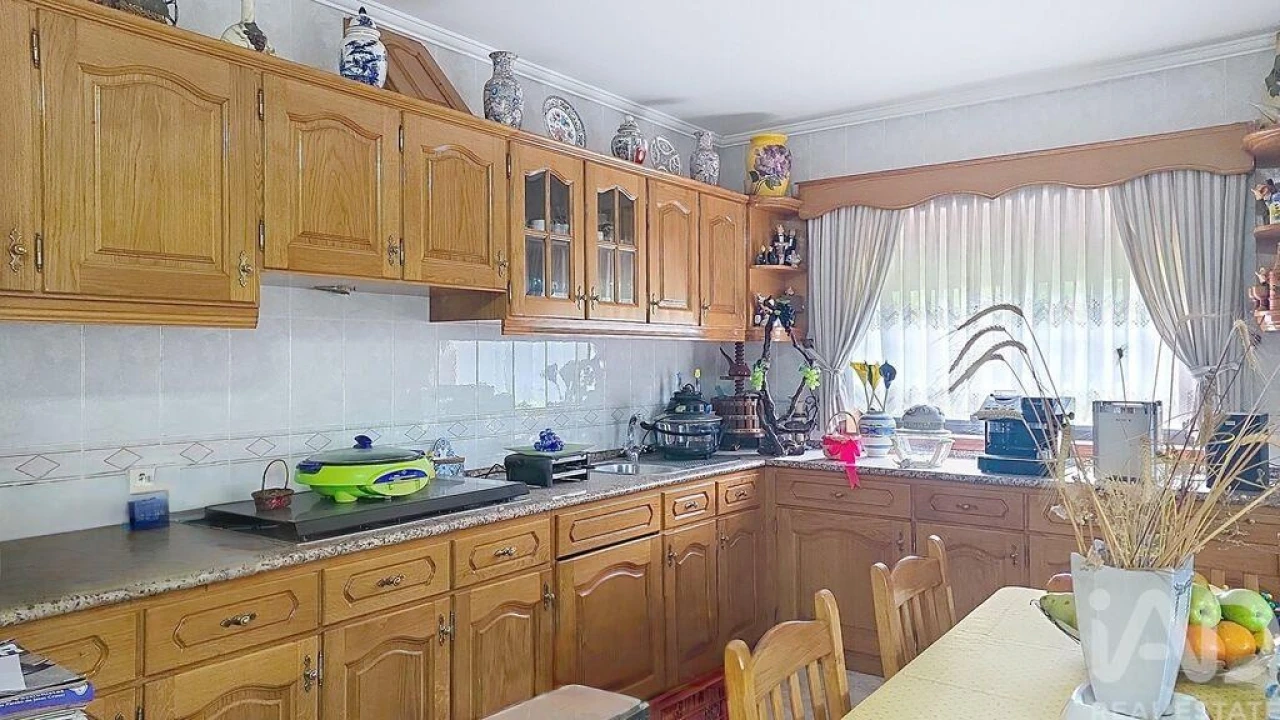 Moradia T4 para Venda em O. Azeméis, Riba-Ul, Ul, Macinhata Seixa, Madail Foto 22