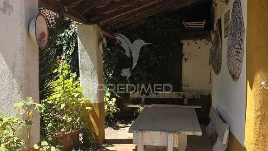 Moradia T2 para Venda em Malhou, Louriceira e Espinheiro