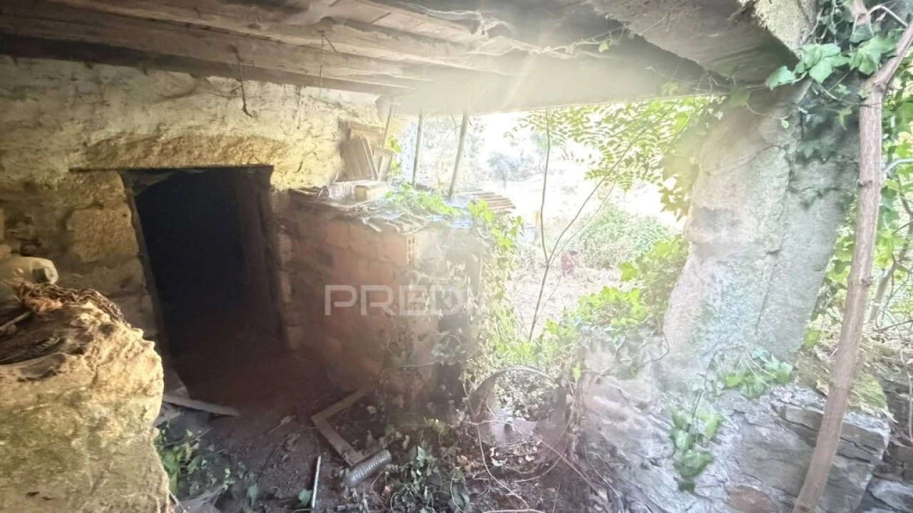 Quinta T6 para Venda em Avantos e Romeu Foto 9