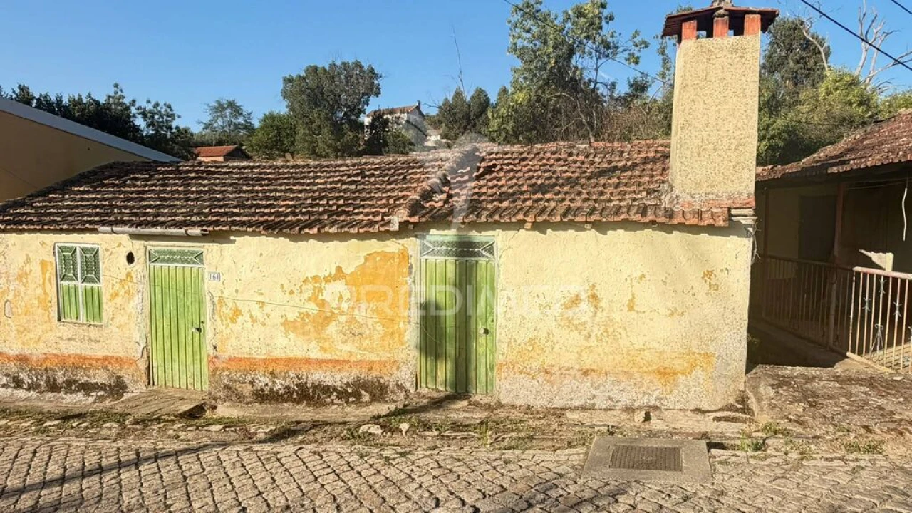 Quinta T6 para Venda em Avantos e Romeu Foto 2