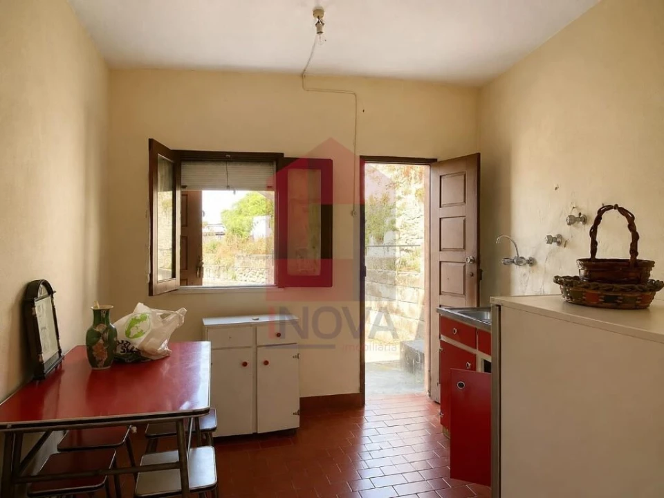 Moradia T2 para Venda em Sande, Vilarinho, Barros e Gomide Foto 6
