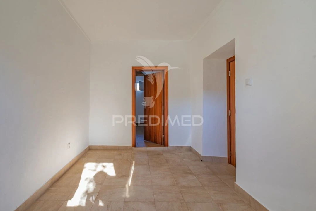 Quinta T2 para Venda em Rio de Moinhos Foto 11