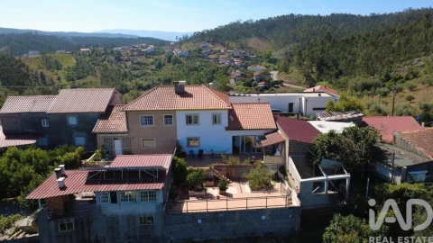 Moradia T3 para Venda em Almalagues