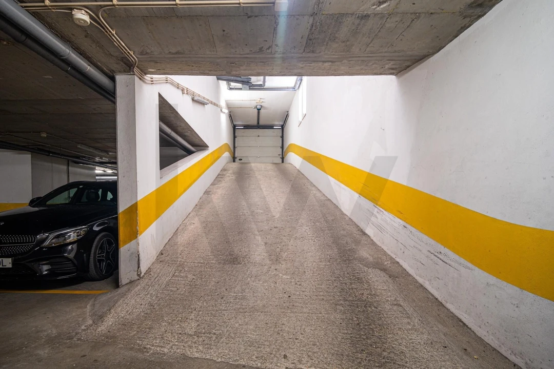 Apartamento T3 para Venda em Carcavelos e Parede Foto 24