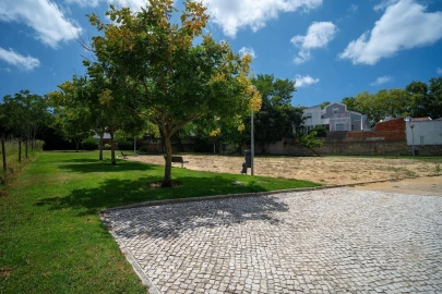 Apartamento T3 para Venda em Carcavelos e Parede