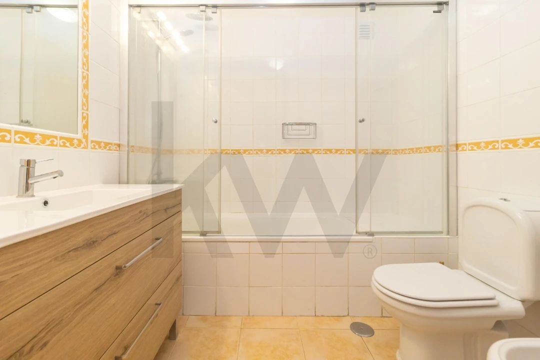 Apartamento T3 para Venda em Quinta do Anjo Foto 23