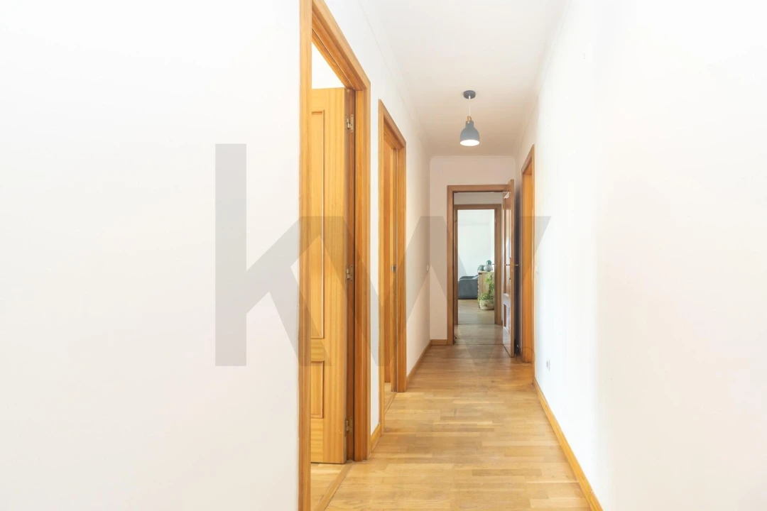Apartamento T3 para Venda em Quinta do Anjo Foto 32