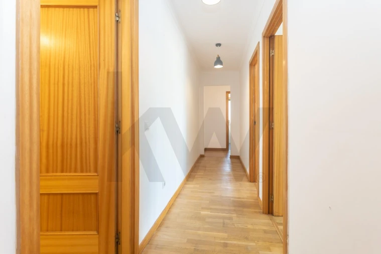 Apartamento T3 para Venda em Quinta do Anjo Foto 21