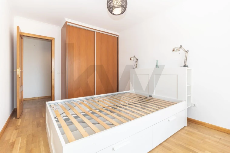 Apartamento T3 para Venda em Quinta do Anjo Foto 30