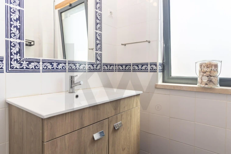 Apartamento T3 para Venda em Quinta do Anjo Foto 36