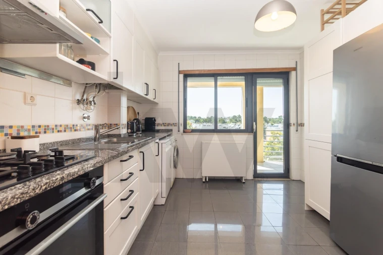 Apartamento T3 para Venda em Quinta do Anjo Foto 10